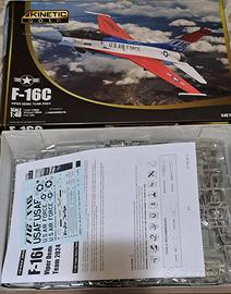 Kit modellismo F-16 Demo 2024 Kinetic 1:48