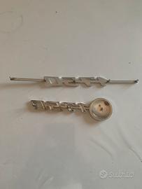 Alfa romeo 1750 berlina stemma o fregio