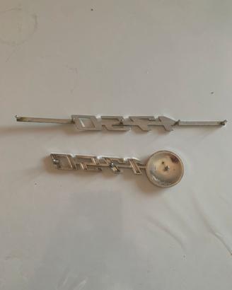 Alfa romeo 1750 berlina stemma o fregio