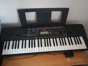 Pianola Yamaha 61 tasti