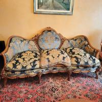 Divano antico stile Luigi XV in legno intagliato