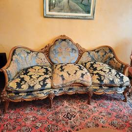 Divano antico stile Luigi XV in legno intagliato