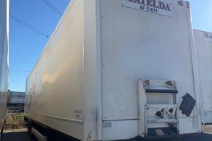 0561 SEMIRIMORCHIO BOX KRONE 2010