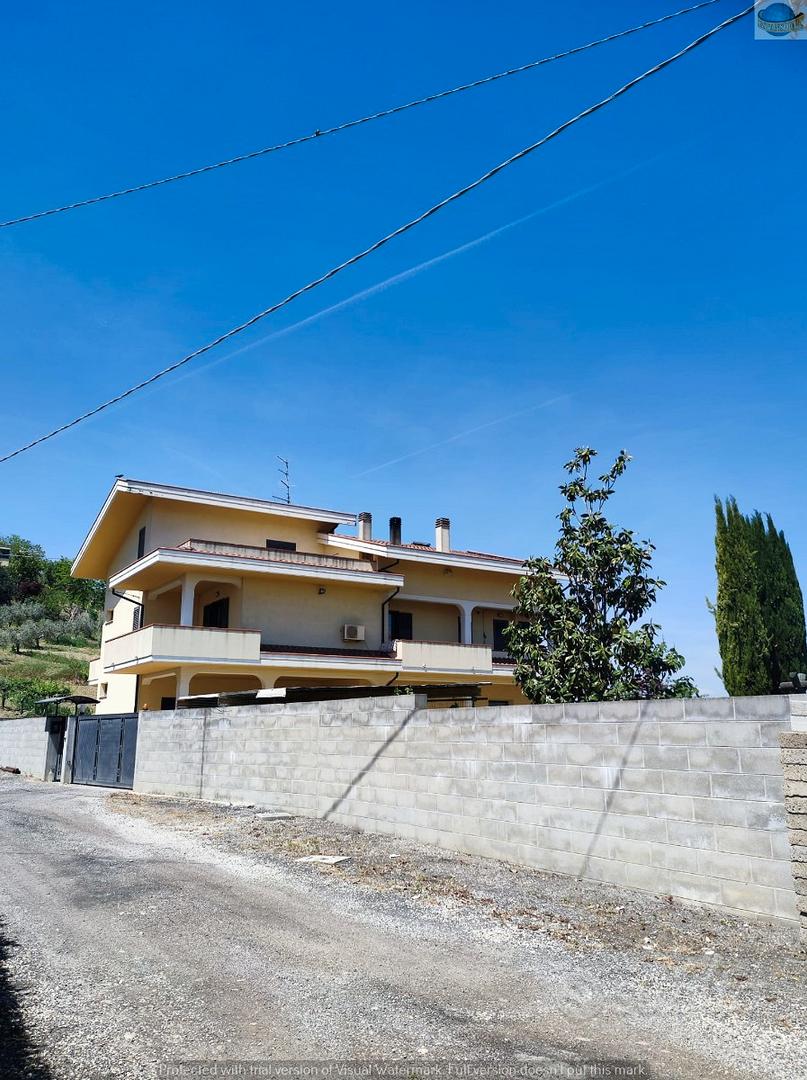 House in Collecorvino, Congiunti - Vista 5