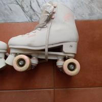 pattini  a rotelle artistici