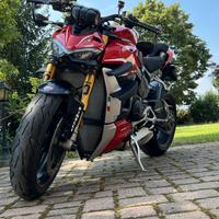 Ducati Streetfighter V4 S