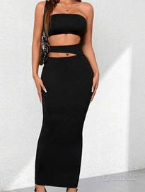 vestito nero lungo elegante con spacco posteriore