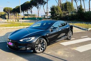 TESLA Model S - 2018