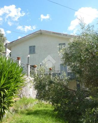 CASA SEMINDIPENDENTE A BORZONASCA