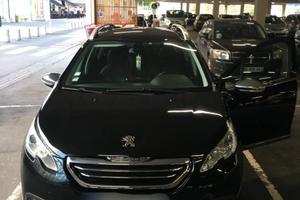 Peugeot 2008 BlueHDi 120 Féline Titane