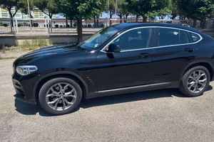BMW X4 xdrive nero anno 2019 - km 186000