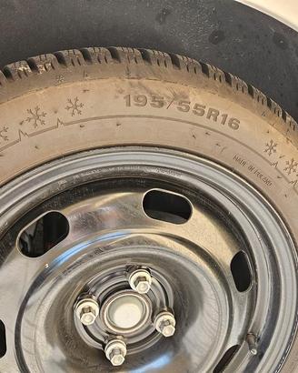 Dunlop winter sport 195/55/16 87H con cerchi