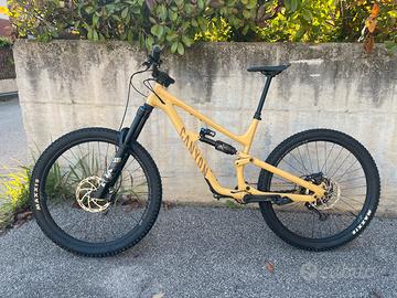 Mtb enduro Canyon Torque al6 XL
