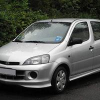 Parabrezza Daihatsu YRV (2000-2005)