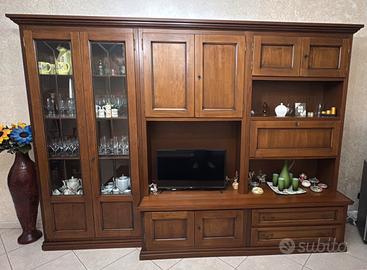 Parete attrezzata come nuova