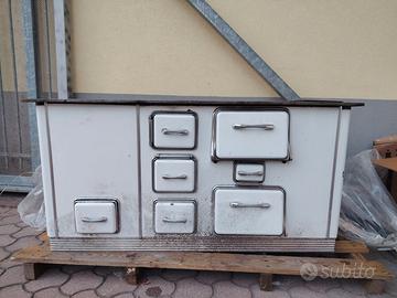 Stufa a legna usata