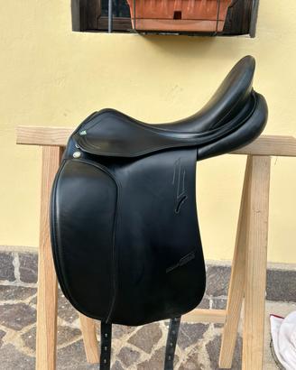 Sella dressage