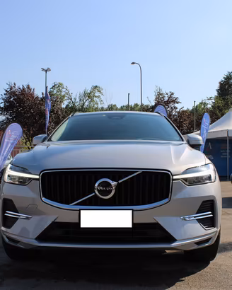 Volvo XC 60 XC60 B4 (d) automatico Core
