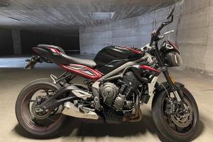 Triumph Street Triple R 21’