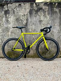 Bici ruota libera-scatto fisso