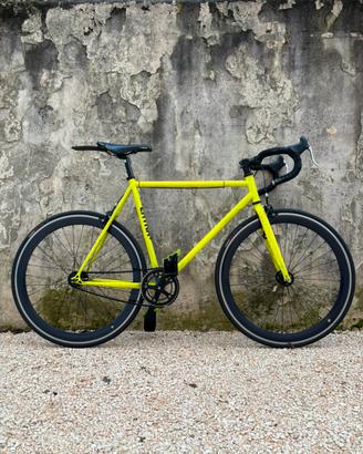 Bici ruota libera-scatto fisso