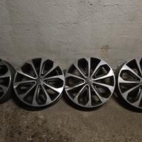 Cerchi in Lega NISSAN