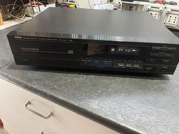 CD Player Yamaha CDX 510 U