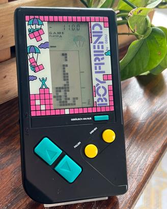Console GameBoy Tetris “Boy Friend” by GEGU ‘90