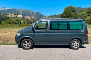 VOLKSWAGEN CALIFORNIA BEACH