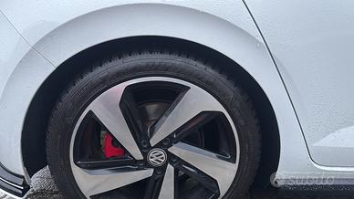 cerchi originali vw gommati