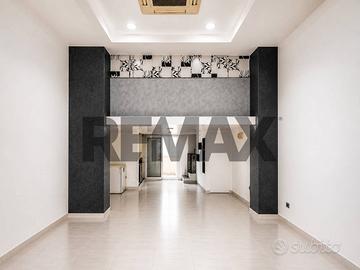 Locale Commerciale - Acireale