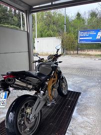 Aprilia Shiver 750