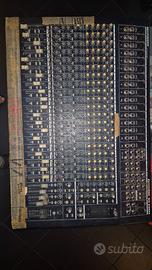 Mixer eurodesk mx 2442a behringer