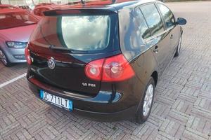 Volkswagen Golf 1.6 16V FSI 5p. Sportline