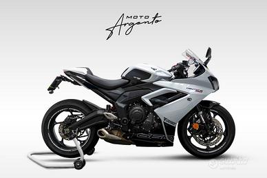 Triumph Daytona 660