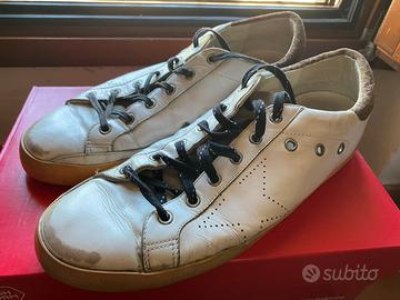 Sneakers Golden Goose 45 e tshirt Gucci luxury