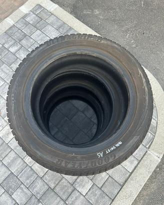 Set gomme goodyear 4 stagioni 185/55/r16