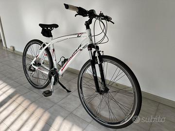 Bici Frera Trekking Shimano Pari al Nuovo