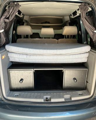 Mobiletto su misura per mini van e furgoni