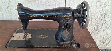 Singer antica con libretti originali