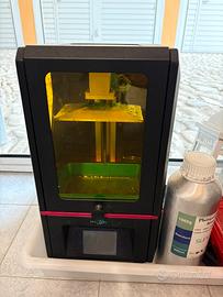 Stampante 3D a resina + Mezza ricarica inclusa
