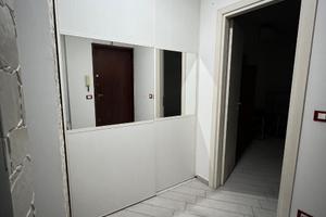 Ampia camera climatizzata per studenti - Corso Tuk