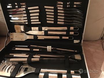 Attrezzatura propfessionale per cuoco/cucina