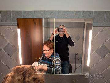 Mobiletto bagno con luci LED 