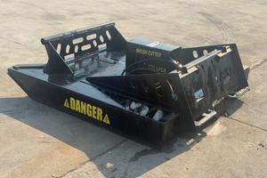 TRINCIA IDRAULICA BRUSH CUTTER PER SKID LOADER