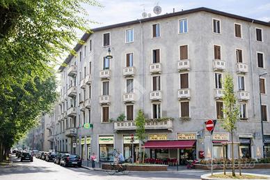 MONOLOCALE A MILANO