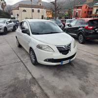 Lancia Ypsilon 1.2 benz/gpl 69 CV 5 porte -2012