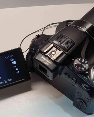 Lumix FZ200 superzoom con obiettivo Leica