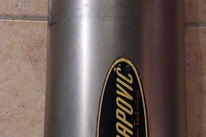 Scarico completo akrapovic