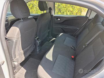Citroën C-Elysėe motore 1500 Hdi, 100 CV Diesel